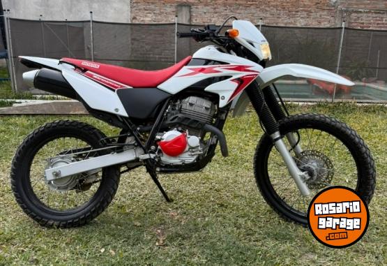 Motos - Honda TORNADO 293 2020 Nafta 9800Km - En Venta