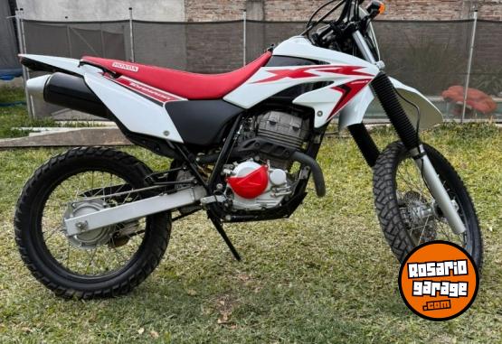 Motos - Honda TORNADO 293 2020 Nafta 9800Km - En Venta