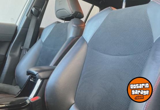 Autos - Toyota COROLLA CROSS GR SPORT 2023 Nafta 60200Km - En Venta