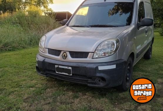 Utilitarios - Renault Kangoo 2010 Nafta 308000Km - En Venta