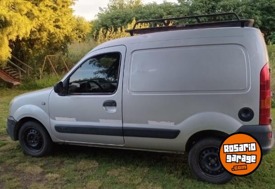Utilitarios - Renault Kangoo 2010 Nafta 308000Km - En Venta