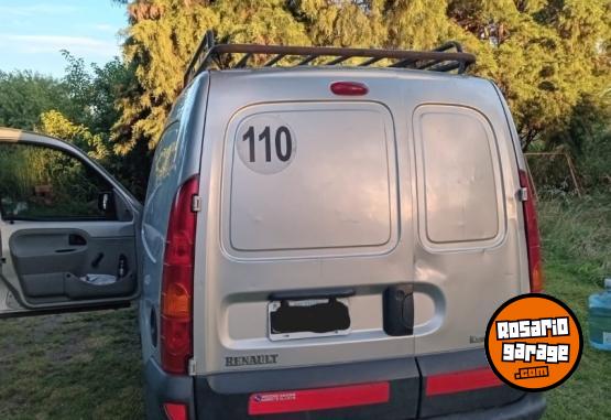 Utilitarios - Renault Kangoo 2010 Nafta 308000Km - En Venta