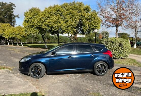 Autos - Ford Focus Titanium 2014 Nafta 108000Km - En Venta
