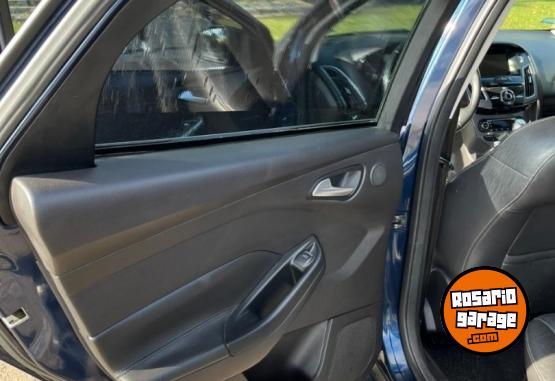 Autos - Ford Focus Titanium 2014 Nafta 108000Km - En Venta