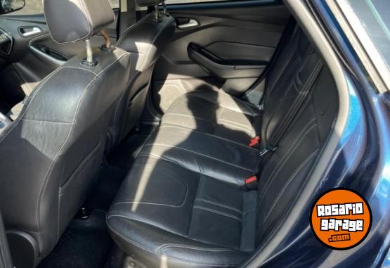 Autos - Ford Focus Titanium 2014 Nafta 108000Km - En Venta