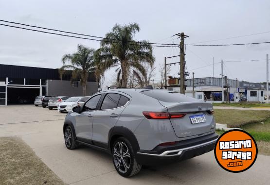 Autos - Fiat Fastback Turbo 270 AT 2024 Nafta 25300Km - En Venta