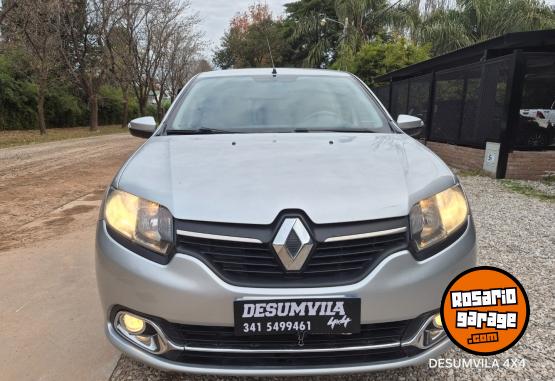 Autos - Renault LOGAN PRIVILEGE 2017 Nafta 220000Km - En Venta