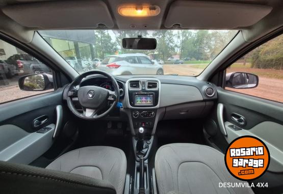 Autos - Renault LOGAN PRIVILEGE 2017 Nafta 220000Km - En Venta