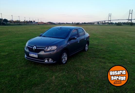 Autos - Renault Logan 2017 GNC 138000Km - En Venta