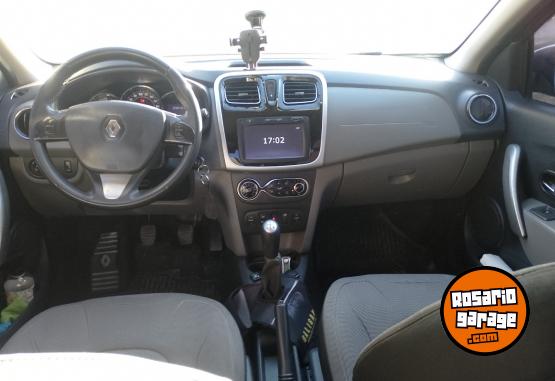 Autos - Renault Logan 2017 GNC 138000Km - En Venta