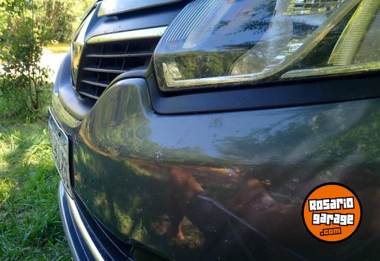Autos - Renault Logan 2017 GNC 138000Km - En Venta