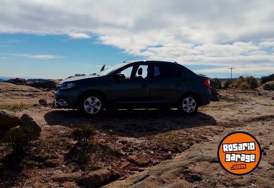 Autos - Renault Logan 2017 GNC 138000Km - En Venta