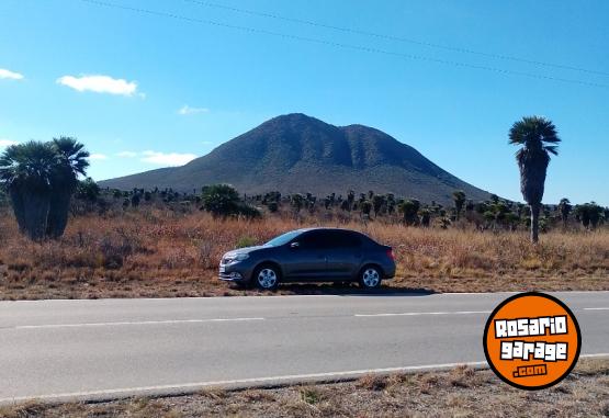 Autos - Renault Logan 2017 GNC 138000Km - En Venta