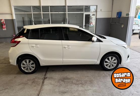 Autos - Toyota Yaris Cvt 2017 Nafta - En Venta