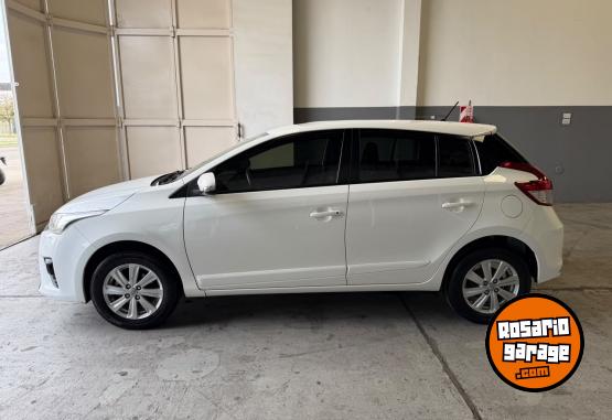 Autos - Toyota Yaris Cvt 2017 Nafta - En Venta