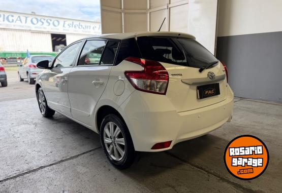 Autos - Toyota Yaris Cvt 2017 Nafta - En Venta