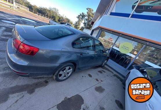 Autos - Volkswagen Vento Luxury 2.0 TDI 2013 Diesel 300000Km - En Venta