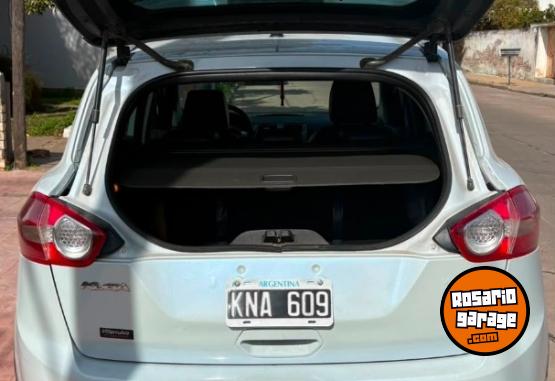 Camionetas - Ford Kuga titanium 2011 GNC 165000Km - En Venta