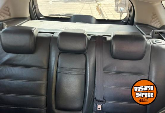 Camionetas - Ford Kuga titanium 2011 GNC 165000Km - En Venta