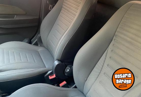 Utilitarios - Chevrolet Montana 2011 Nafta 109000Km - En Venta