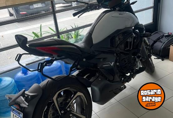 Motos - Beta Zontes 350 2024 Nafta 9000Km - En Venta