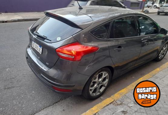 Autos - Ford FOCUS SE PLUS MANUAL 2019 Nafta 82000Km - En Venta