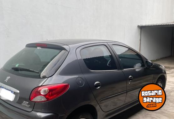 Autos - Peugeot 207 2016 Nafta 93000Km - En Venta