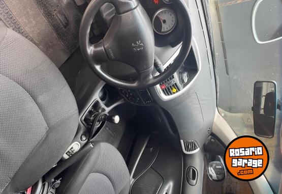 Autos - Peugeot 207 2016 Nafta 93000Km - En Venta
