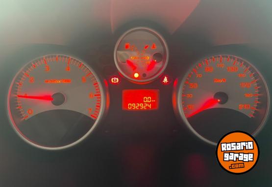 Autos - Peugeot 207 2016 Nafta 93000Km - En Venta