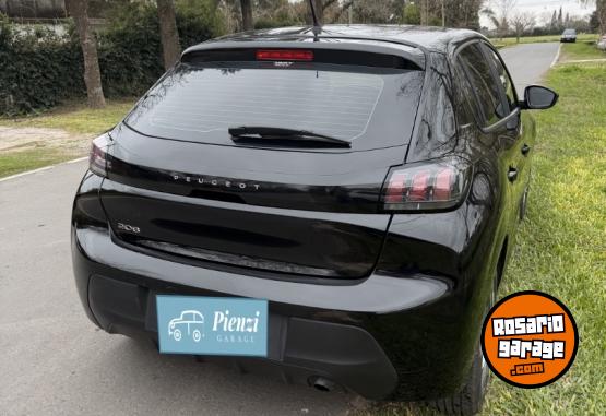 Autos - Peugeot 208 2023 Nafta 33000Km - En Venta