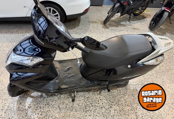 Motos - Honda Elite 2017 Nafta 12500Km - En Venta