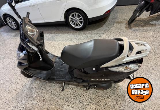 Motos - Honda Elite 2017 Nafta 12500Km - En Venta