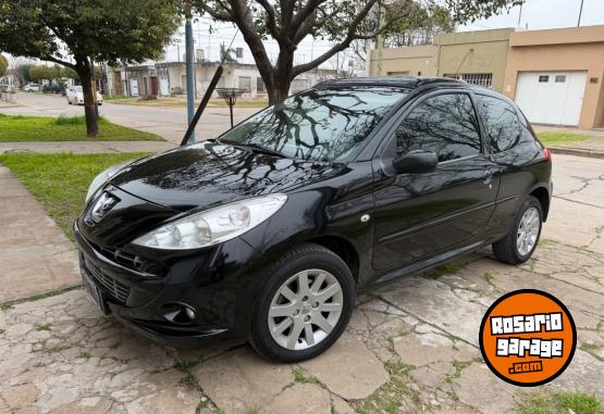 Autos - Peugeot 207 compact 2013 GNC 158000Km - En Venta