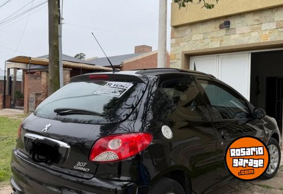 Autos - Peugeot 207 compact 2013 GNC 158000Km - En Venta