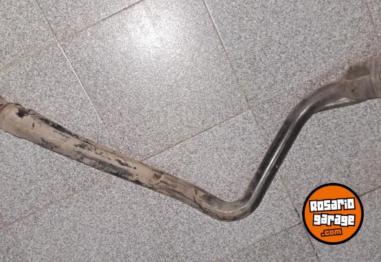 Accesorios para Autos - Vendo tubo de carga nafta ecosport original - En Venta