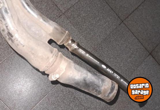 Accesorios para Autos - Vendo tubo de carga nafta ecosport original - En Venta