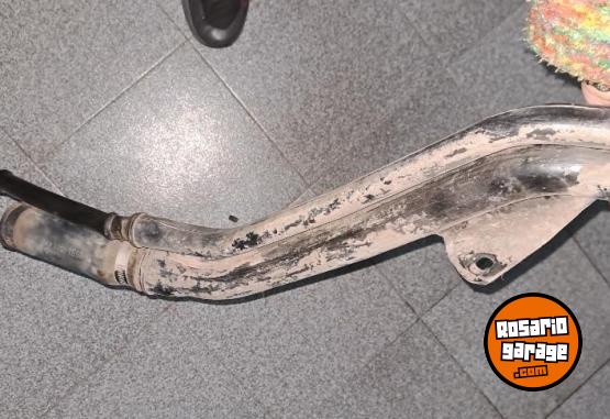 Accesorios para Autos - Vendo tubo de carga nafta ecosport original - En Venta