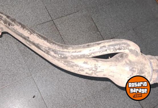 Accesorios para Autos - Vendo tubo de carga nafta ecosport original - En Venta
