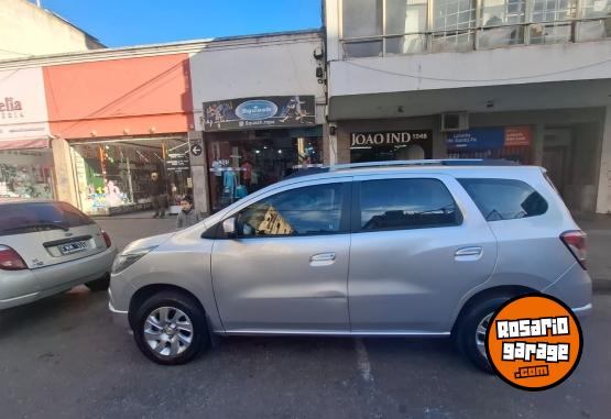 Autos - Chevrolet Spin 2017 Nafta 153000Km - En Venta