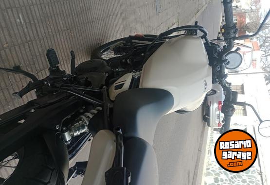 Motos - Royal Enfield Himalayan 450 2025 Nafta 4400Km - En Venta