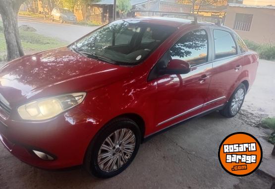 Autos - Fiat GRAND SIENA 2014 GNC 180000Km - En Venta