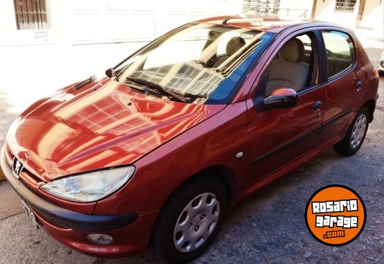Autos - Peugeot 206 2004 Nafta 188000Km - En Venta