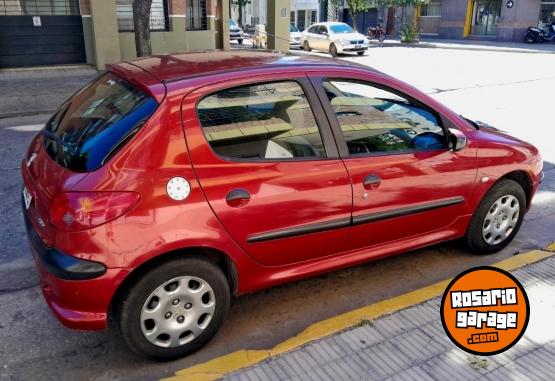 Autos - Peugeot 206 2004 Nafta 188000Km - En Venta