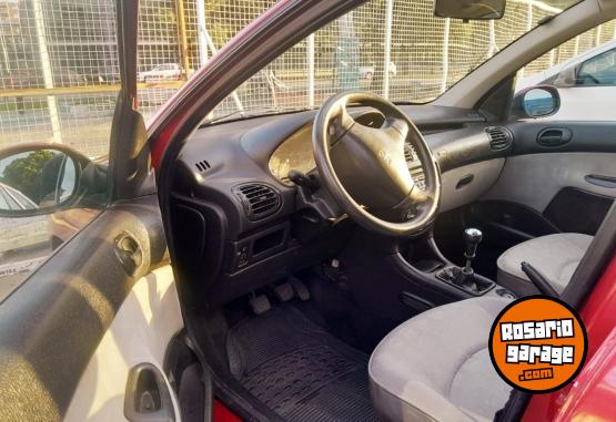 Autos - Peugeot 206 2004 Nafta 188000Km - En Venta
