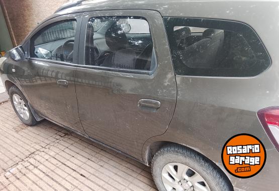 Autos - Chevrolet Spin 7 asientos 2013 Nafta 178000Km - En Venta
