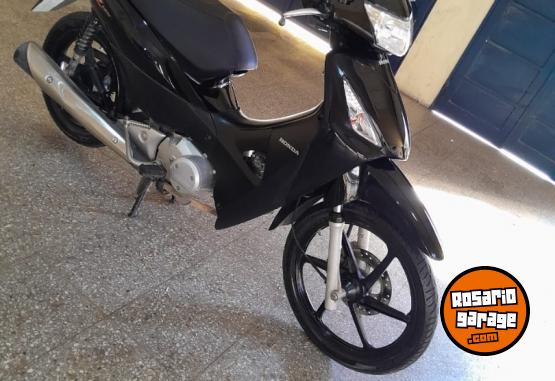 Motos - Honda Biz 125cc 2017 Nafta 24000Km - En Venta