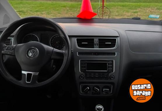 Autos - Volkswagen SURAN 2014 Nafta 200000Km - En Venta