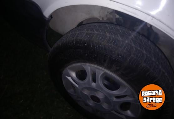 Autos - Fiat Uno 2013 GNC 111111Km - En Venta
