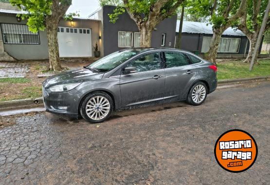 Autos - Ford Focus 2017 Nafta 110000Km - En Venta