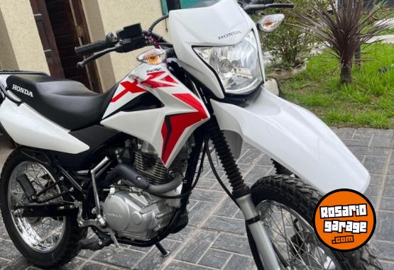 Motos - Honda Xr 2024 Nafta 6700Km - En Venta